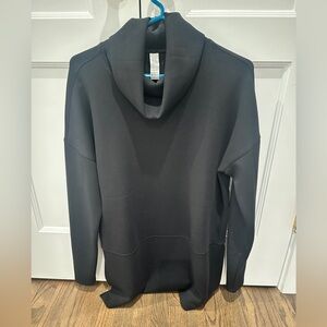 SPANX AirEssentials Size M Turtleneck Tunic